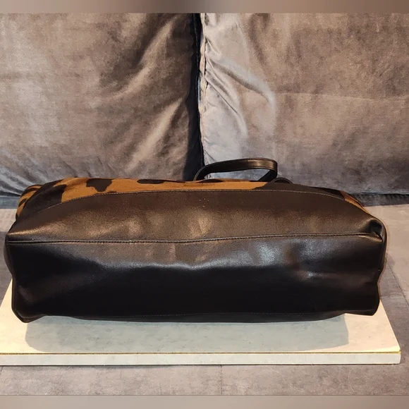NWOT BUENO CALF HAIR ANIMAL PRINT 3 COMPARTMENT MESSANGER BAG TOTE BROWN & BLACK - Picture 9 of 16